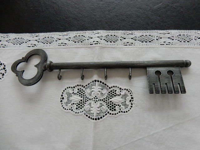 Portachiavi: Wandschlüsselhalter aus Eisen – Usato da Oberägeri venduto da baerghuus 1
