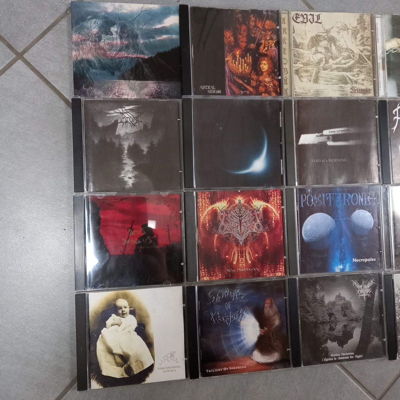 CD: 20 black metal cd – Usato da St-Cergue venduto da VeganWarrior 1