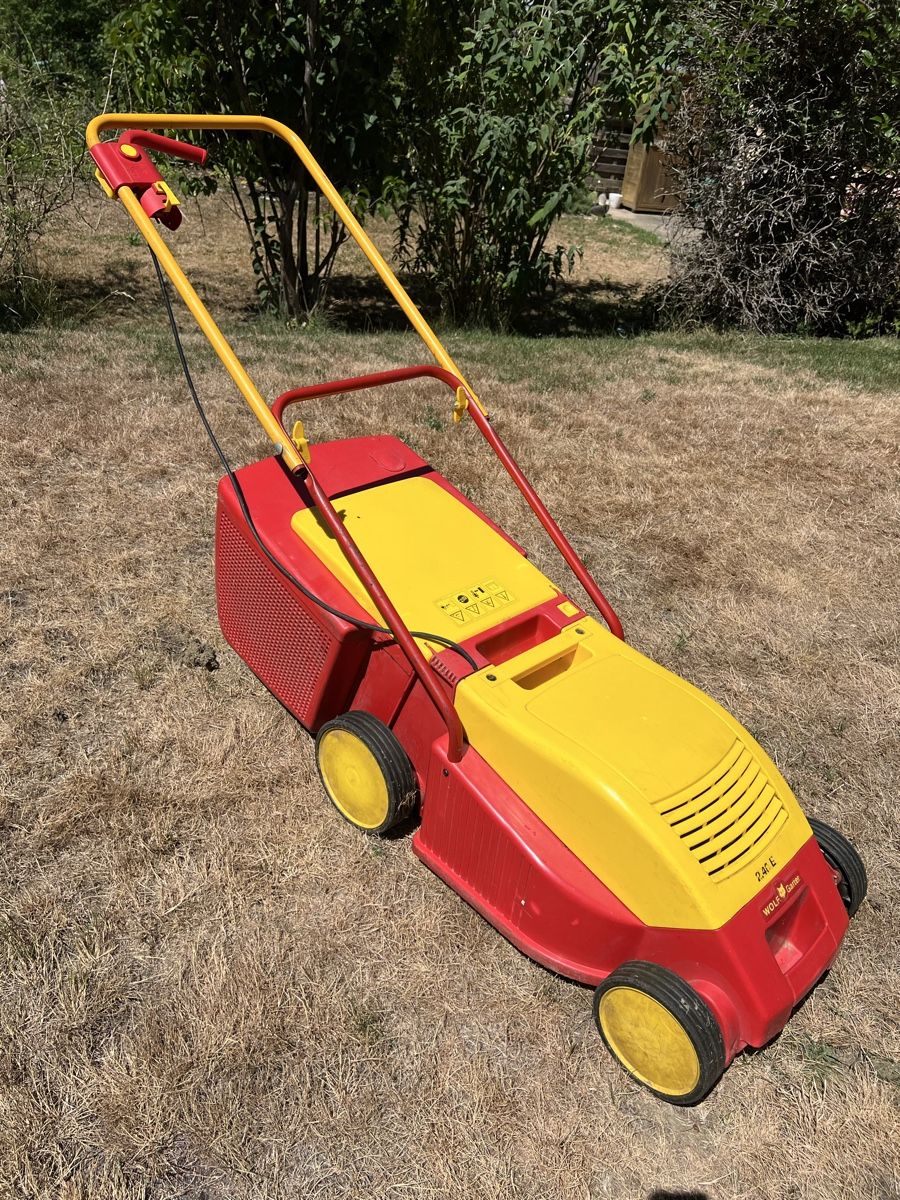 Outils Wolf Tondeuses à gazon: Wolf Rasenmäher Elektro – D'occasion à Bremgarten AG par Honda1989