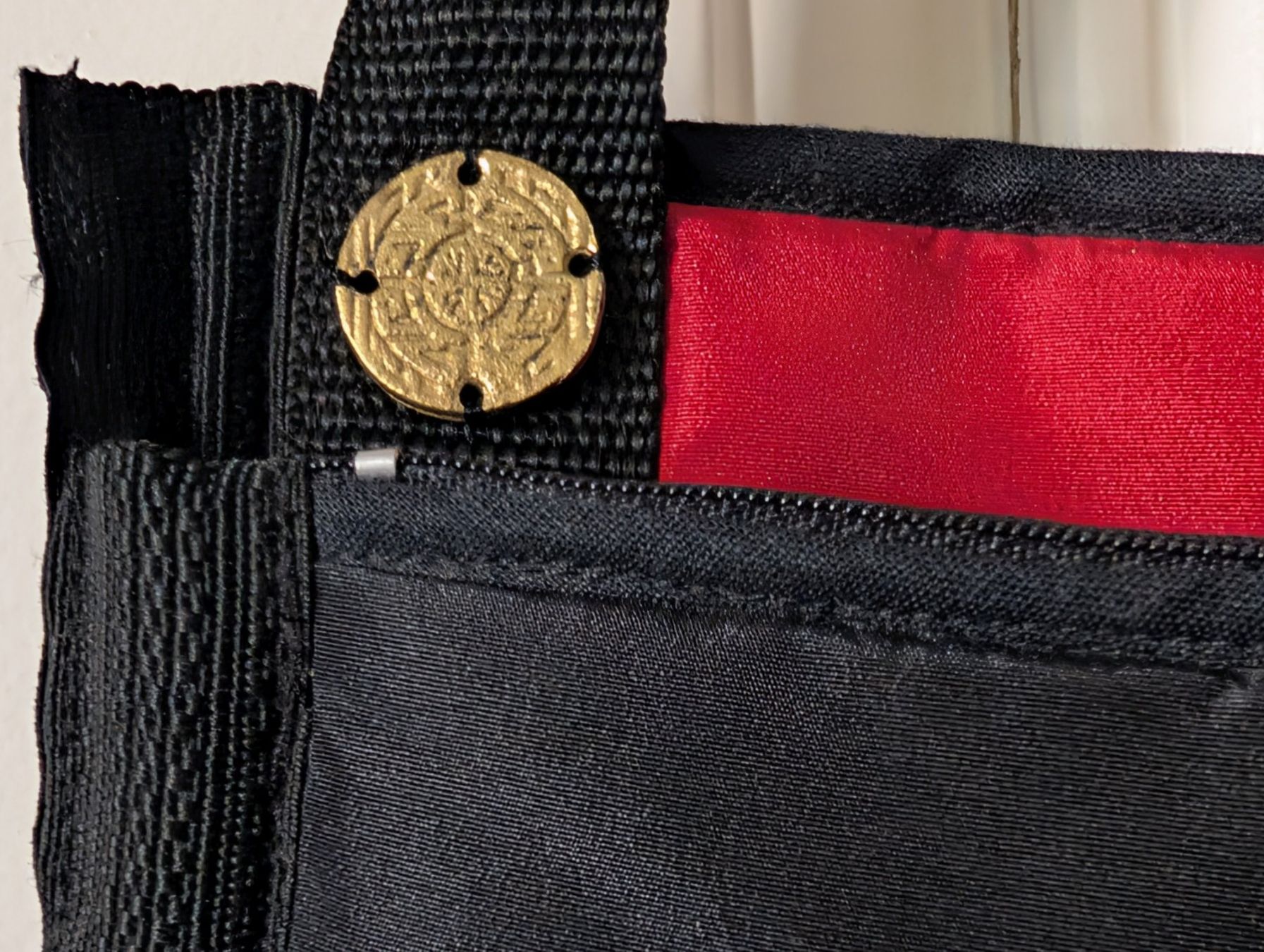 Borse da donna: L'ARTISAN DU LIBAN : Original sac-pochette patchwork irisé – Nuovo e nell'imballaggio originale da Petit-Lancy venduto da lilycerise 3
