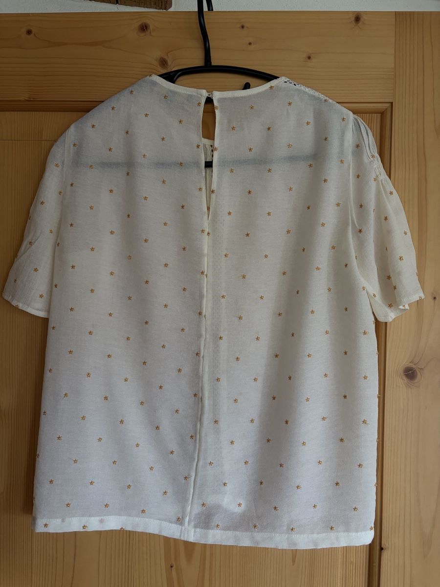 Maje Tops: Maje Damen Bluse weiss Grösse 2 mit Sternen Muster – D'occasion à Wädenswil par Iana32 3