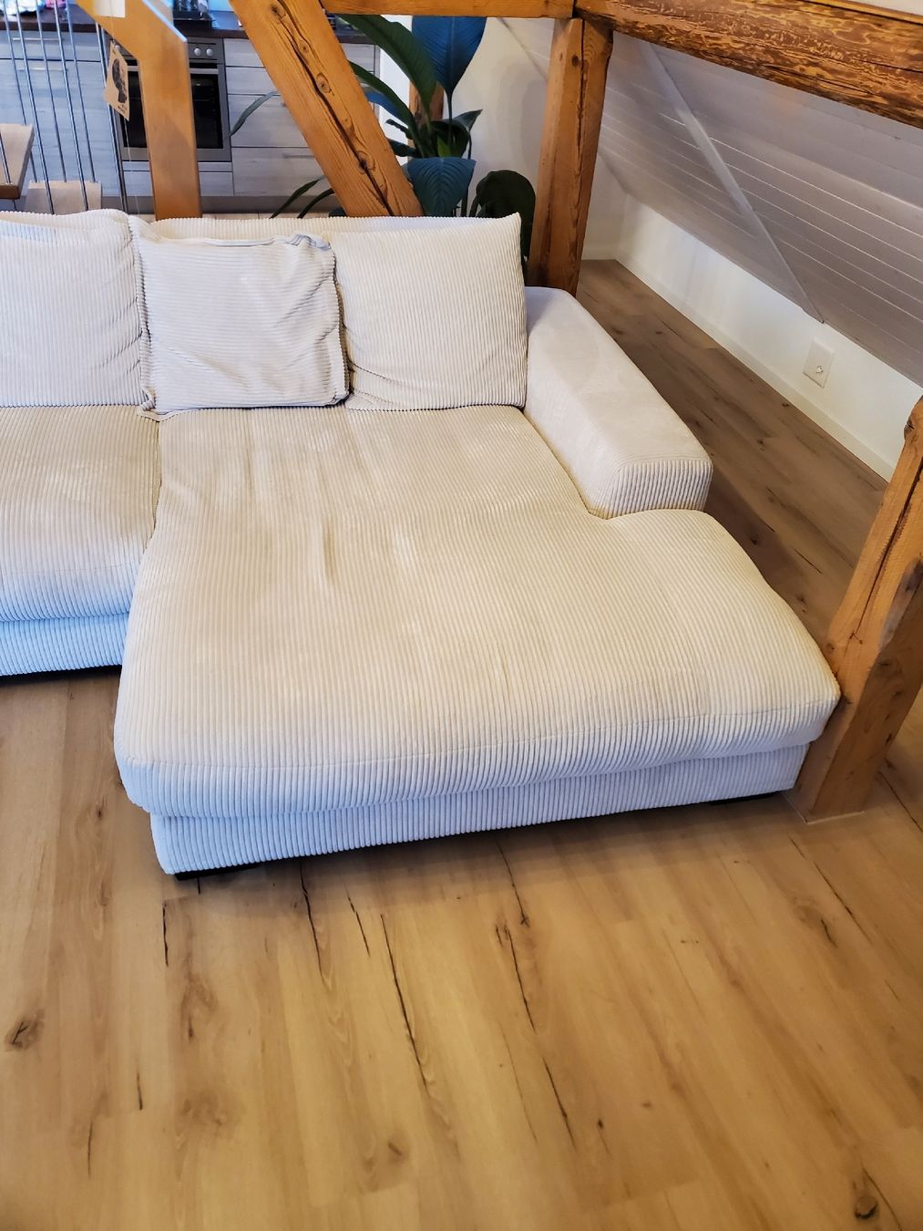 Sofas: Gemütliches Sofa mit Cordbezug. – Gebraucht aus Lüterkofen von Br0ckenstubeWalter 3