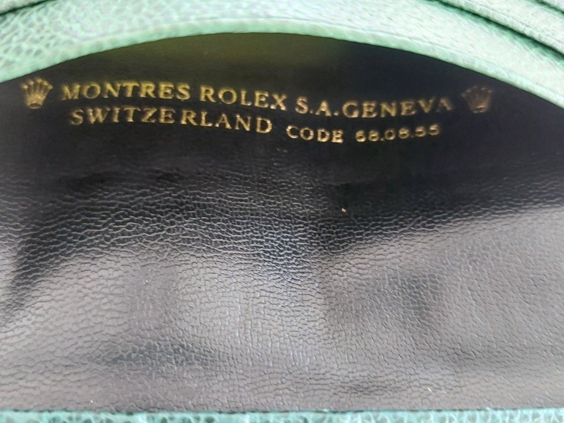 Rolex Orologi: Rolex Garantie Kartenhalter code 68.08.55 grün - 80er – Nuovo (secondo la descrizione) da St. Gallen venduto da shatcy 3