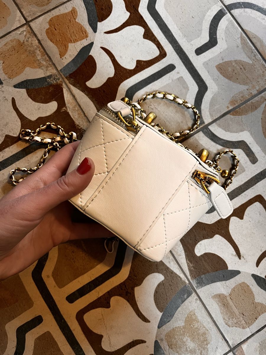 Borse: Tasche – Nuovo (secondo la descrizione) da Dotzigen venduto da White_Warrior 5