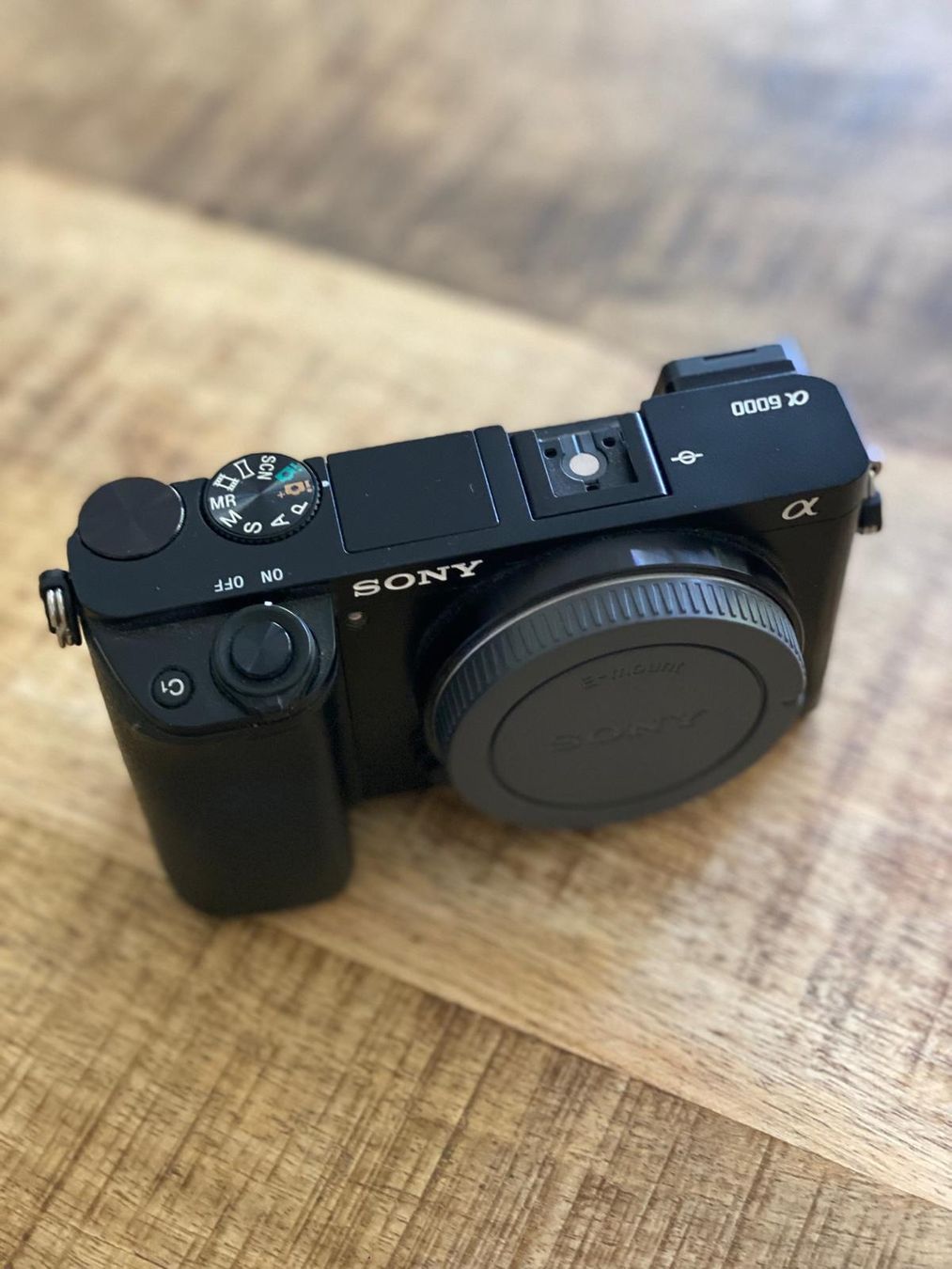 Sony Appareil photo: SONY Alpha 6000 inkl. Objektive – D'occasion à Kreuzlingen par mic_7nh6