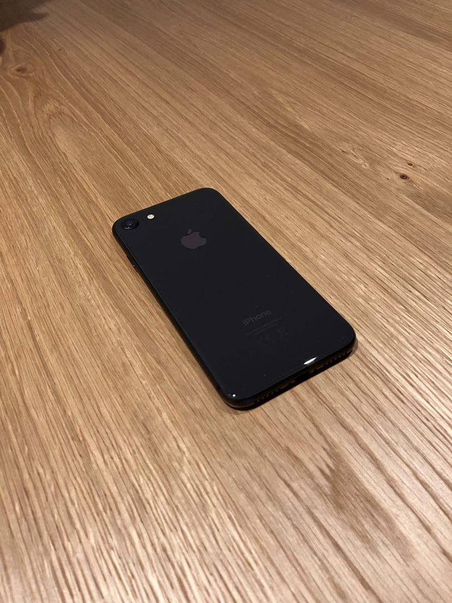 Apple Telefoni cellulari / Smartphones: IPhone 8 – Usato da Büsserach venduto da timo331133 1