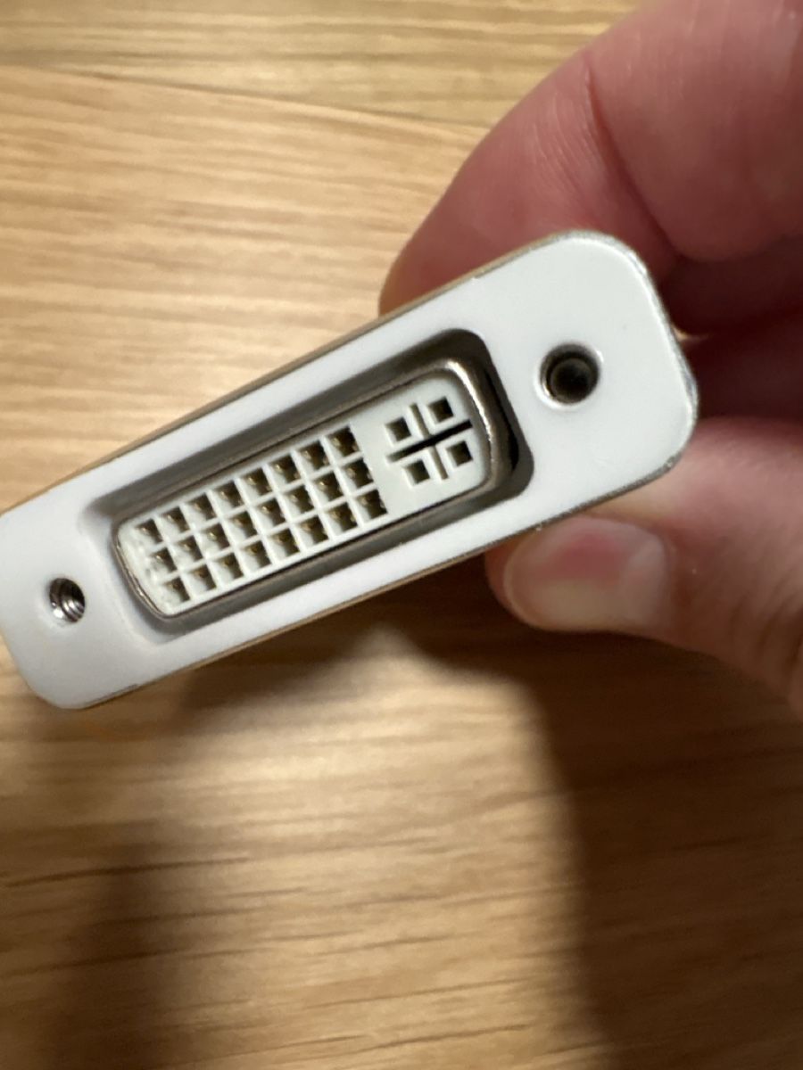 Unità & Adattatore: DVI to USB C Adaper – Usato da Basel venduto da marcepan 1