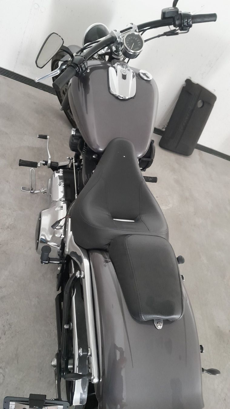 Harley-Davidson Chopper: Harley-Davidson FXSB 103 – Usato da Dagmersellen venduto da Betreibungsamt_DWW 3