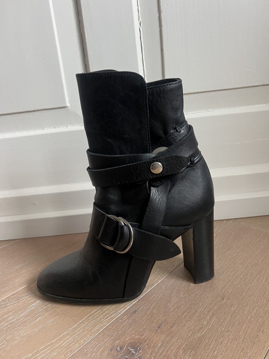 Topshop Scarpe da donna: Topshop booties with heels 39 – Usato da Zürich venduto da Mirouch 1