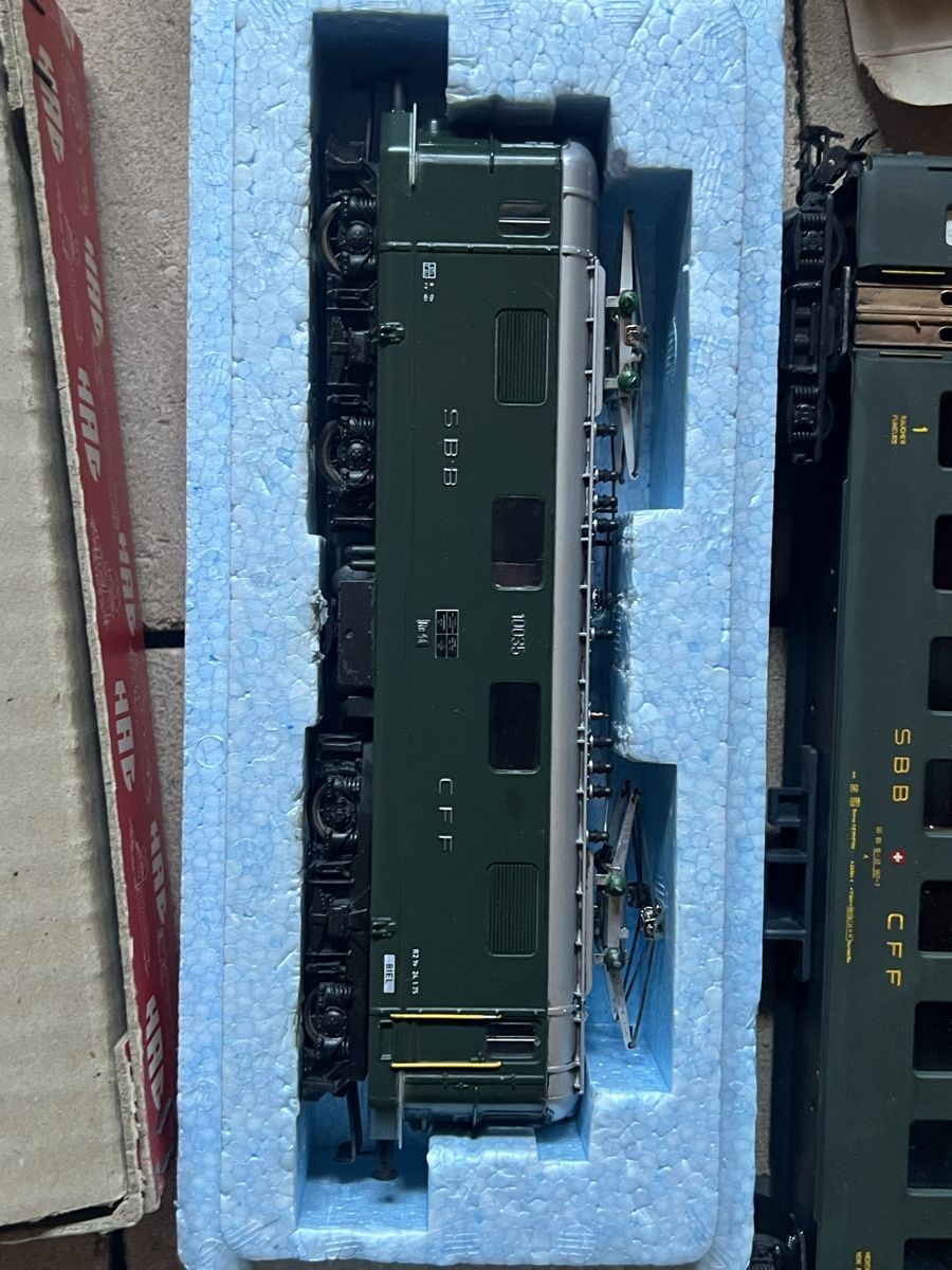Modellini di ferrovie: SBB CFF FFS Züge / Lokis Set 1/87  – Usato da Basel venduto da bellespirit 4