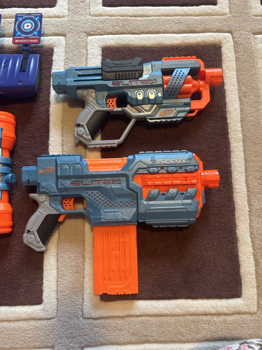 Nerf Spielzeuge: Nerf Elite 2.0 Set Commander Phoenix mit Zielscheibe – Gebraucht aus St. Gallen von LkN_34 2