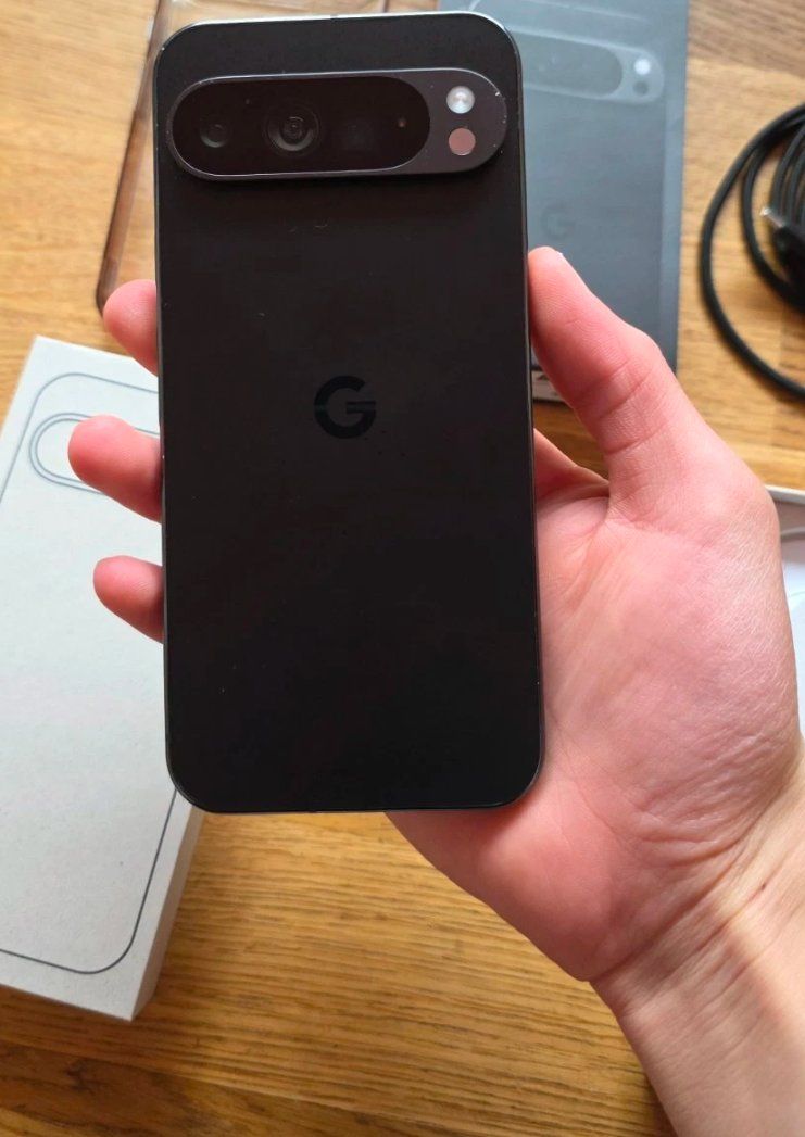 Google Telefoni cellulari / Smartphones: Google Pixel 9 Pro XL Top Zustand 128GB – Usato da Luzern venduto da Waince786 2