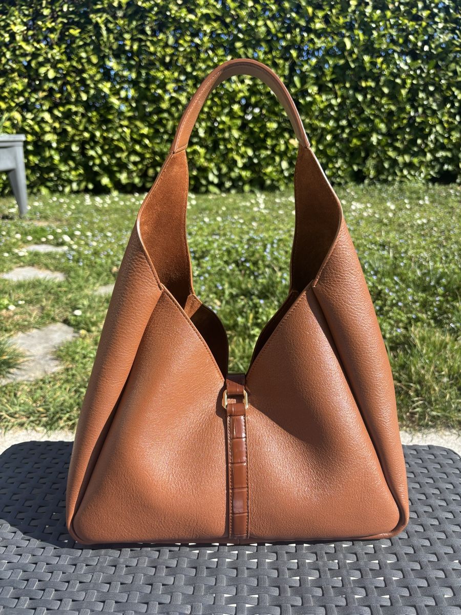 Borse da donna: Givenchy Hobo avec facture – Usato da Carouge GE venduto da lia_t7zd 3