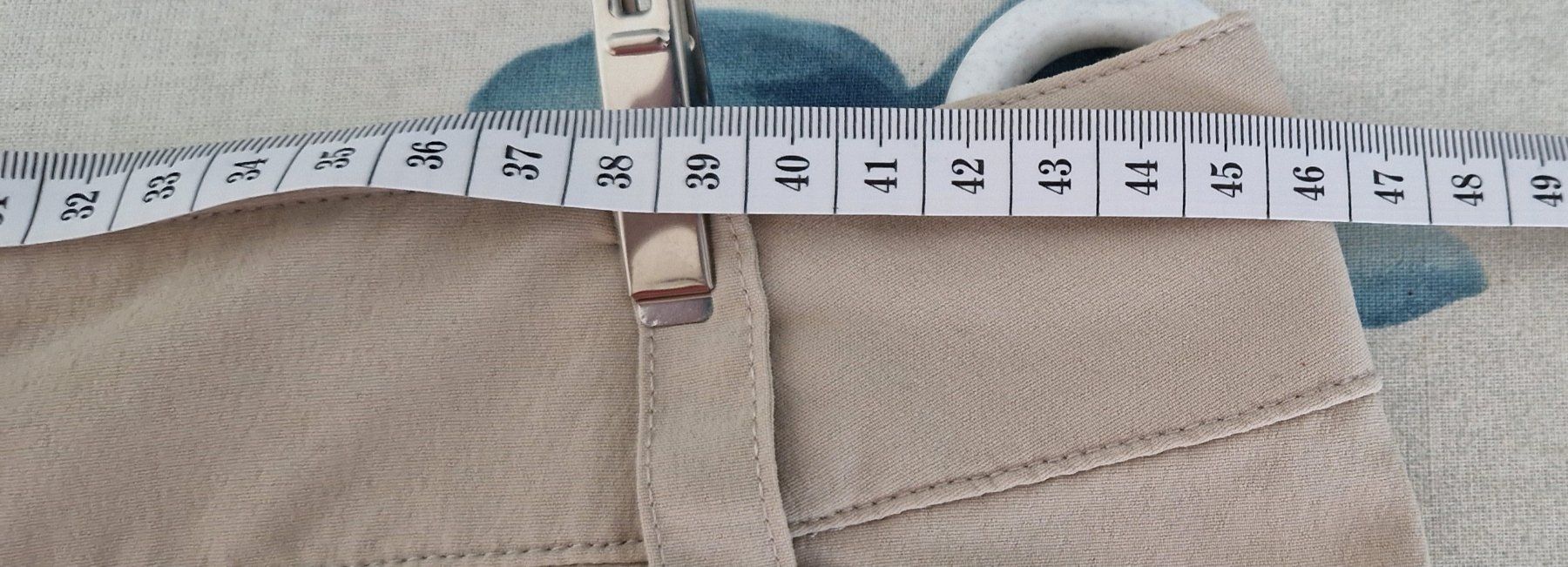 Pantaloni: Pantalon grandeur XL – Usato da Couvet venduto da Pioune 2