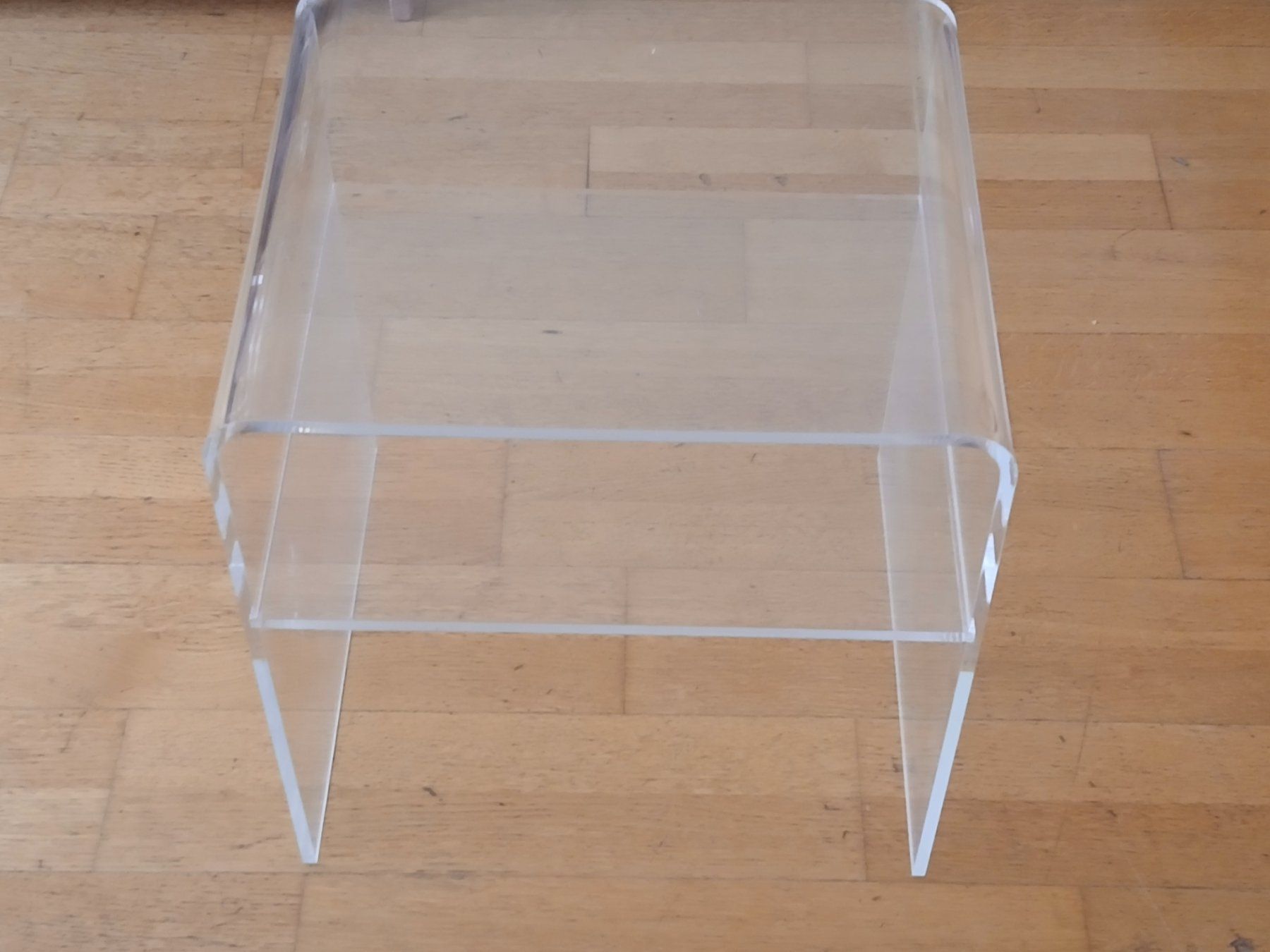 Tische: Acrylglas Beistelltisch mit Ablage – Gebraucht aus Zumikon von Vollvintage 3