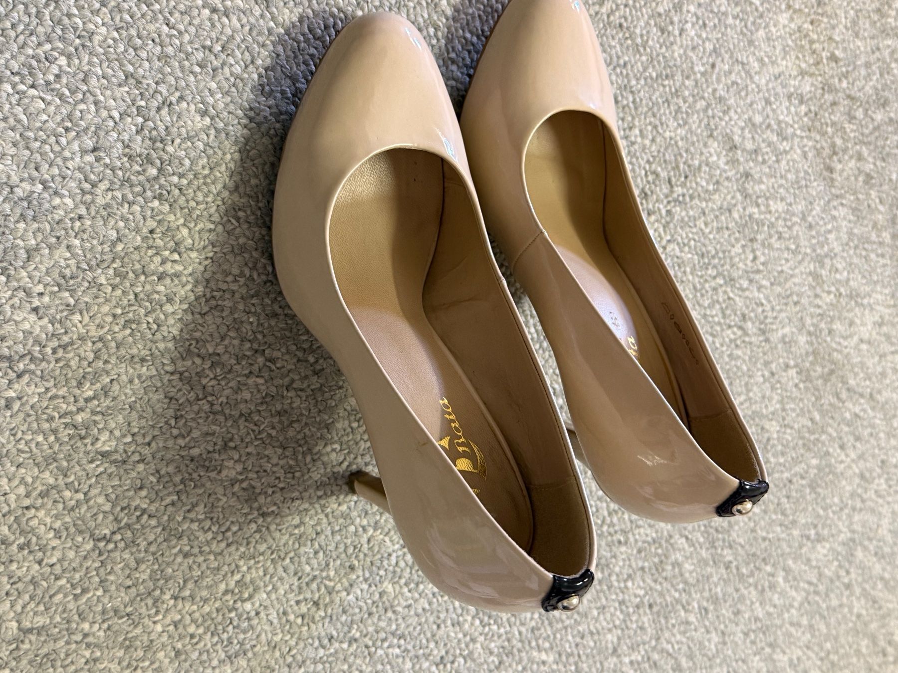 Damenschuhe: Pumps Lackleder beige 37 Bata – Gebraucht aus Bettwil von Tija007 1