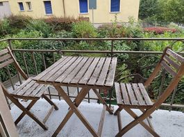 Table et chaises de balcon/jardin