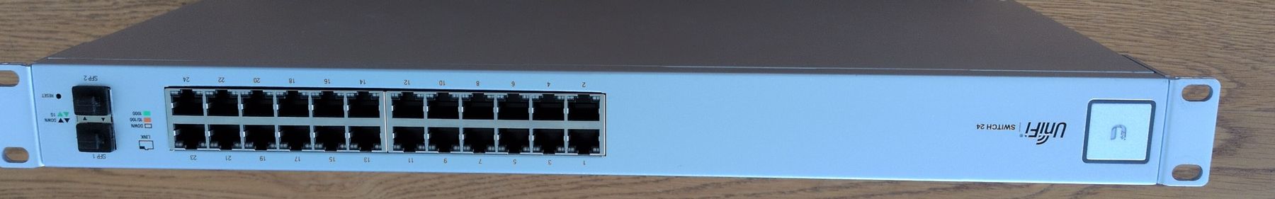 Interruttori: Ubiquiti UniFi Switch 24 Network Switch US-24 – Usato da Mörigen venduto da OffbeatWiring 1