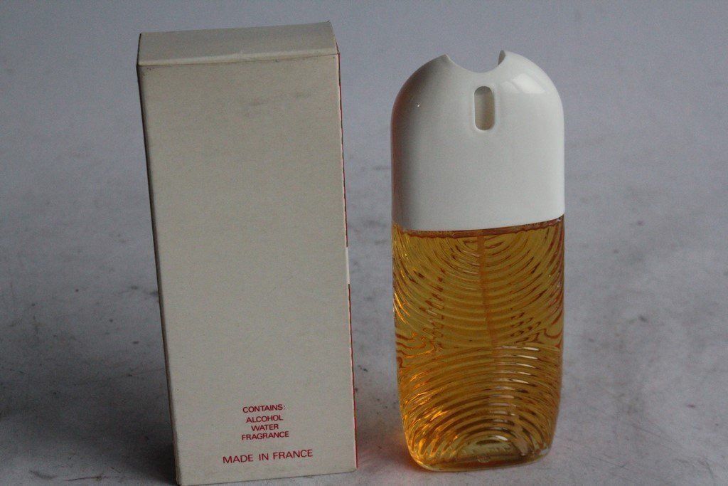 Profumi & Eau de Toilette: Eau de Cologne concentrée Caïro Paris – Nuovo e nell'imballaggio originale da Vandoeuvres venduto da Dom-Tom 1