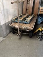 Holzwagen