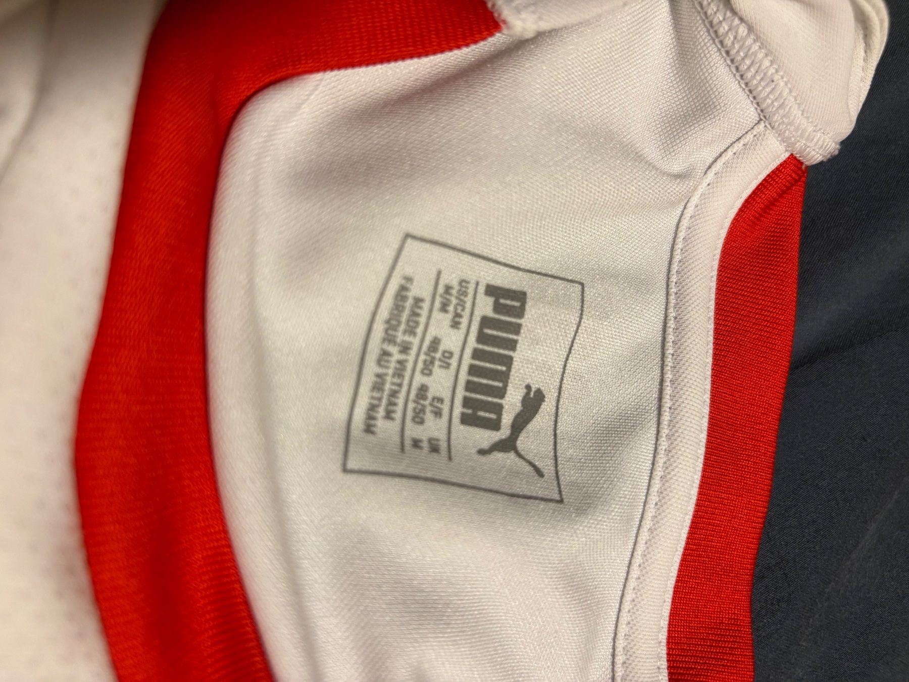 Schweizer Nati Leibchen & Hosen: Schweizer Trikot Away / Grösse M – Gebraucht aus Diepoldsau von yannick_1805 2