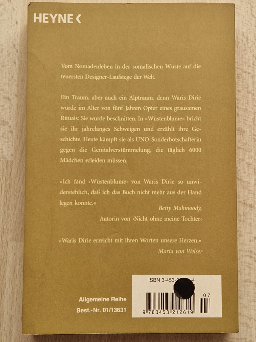 Libri: Wüstenblume - Waris Dirie, Taschenbuch, gebraucht – Usato da Lyss venduto da pksuny 1