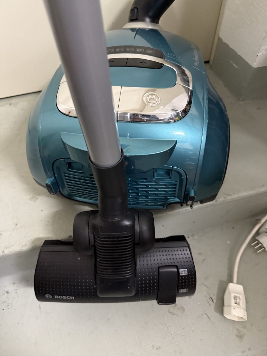 Staubsauger & Zubehör: Staubsauger von Trisa- Professional Clean – Gebraucht aus Birsfelden von mah_6yvz 5