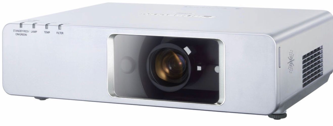 Panasonic Proiettori: Beamer Panasonic – Usato da Oberwil BL venduto da scorpio70 1