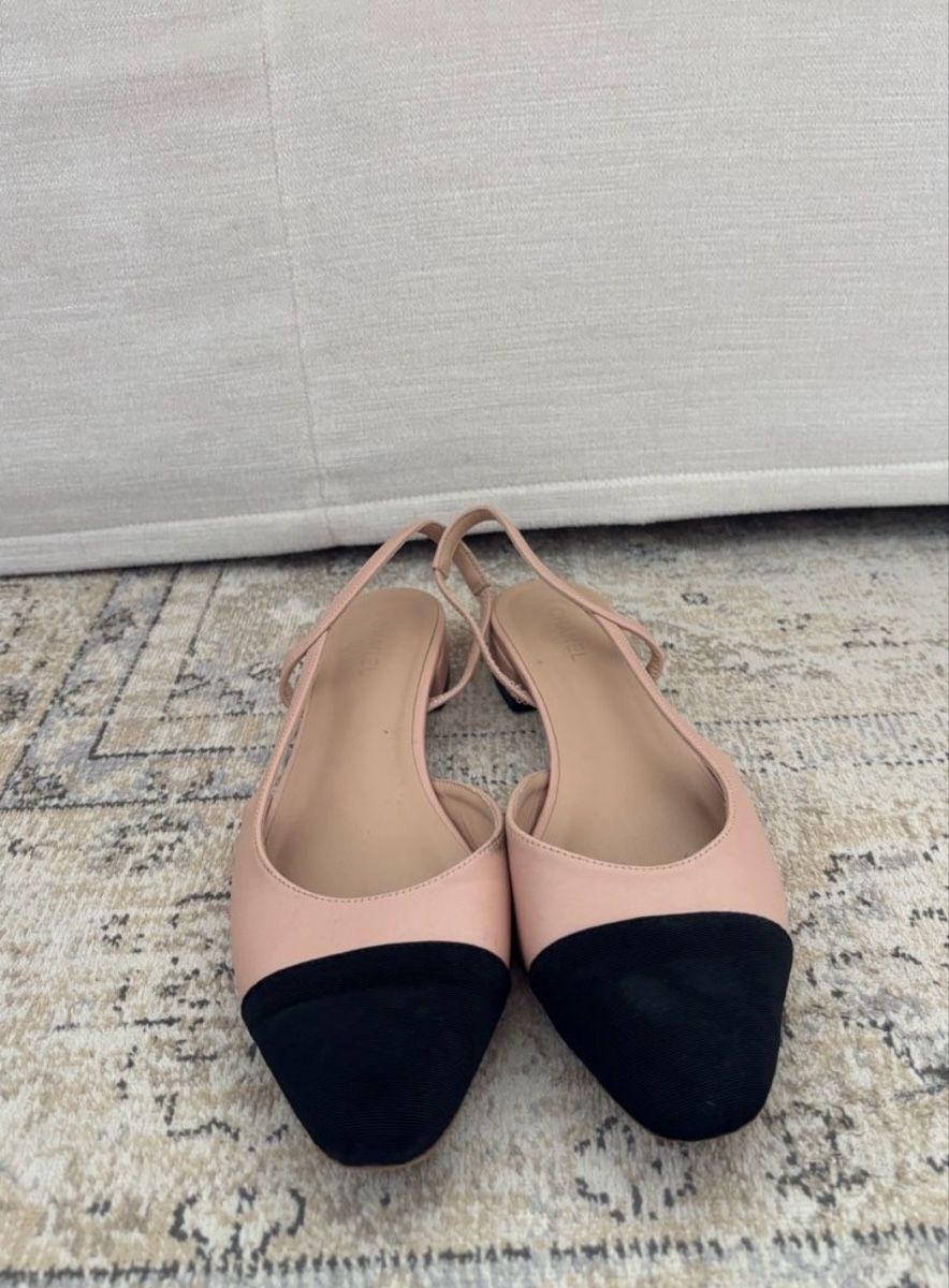 Scarpe da donna: Leather Slick Back Shoes in Size 40  – Usato da Horgen venduto da len_qjz9 1