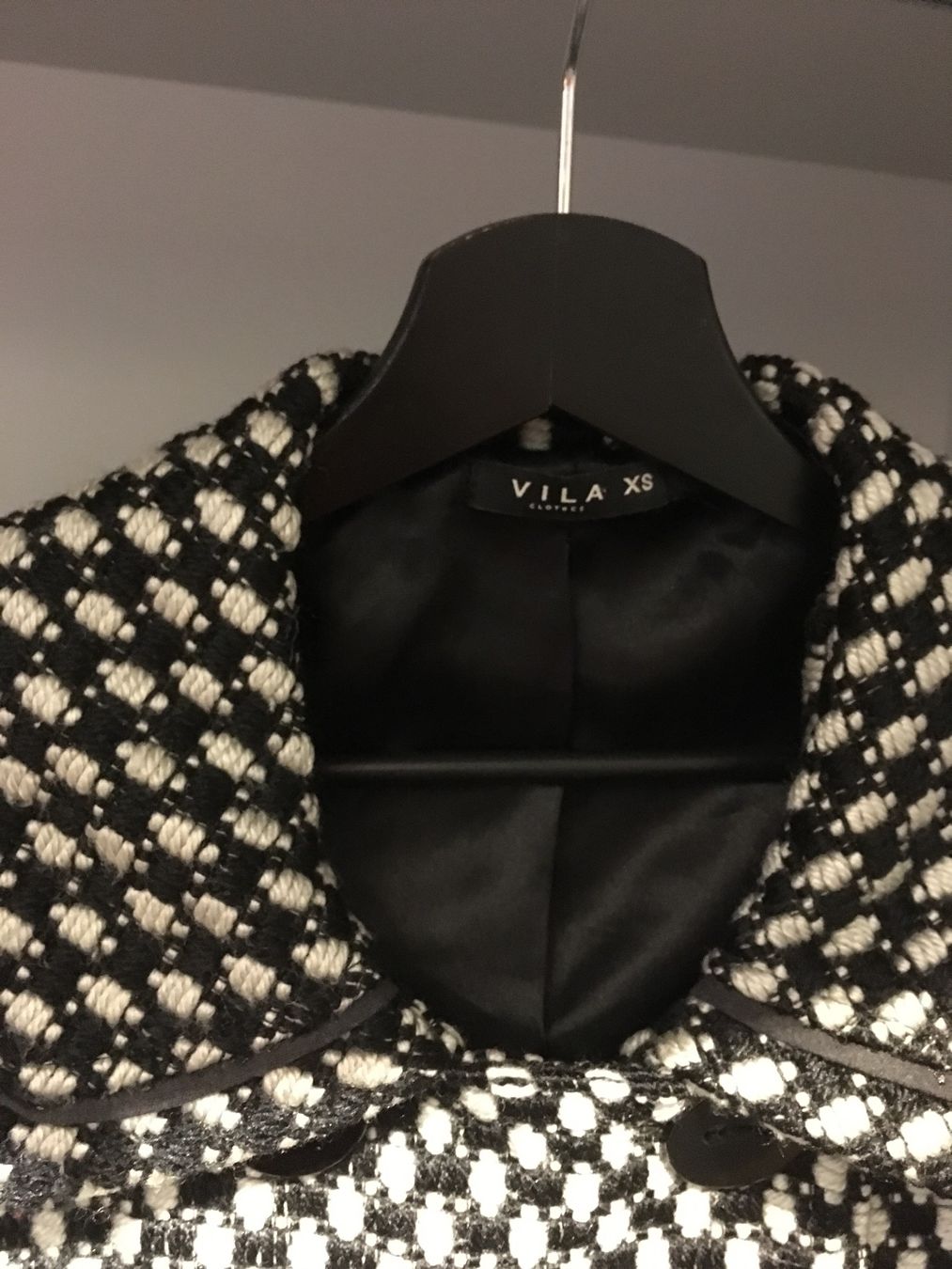Vila Mäntel: Herbstmantel, schwarz weiss Gr. S chic – Gebraucht aus Winterthur von phi_hfs7 2