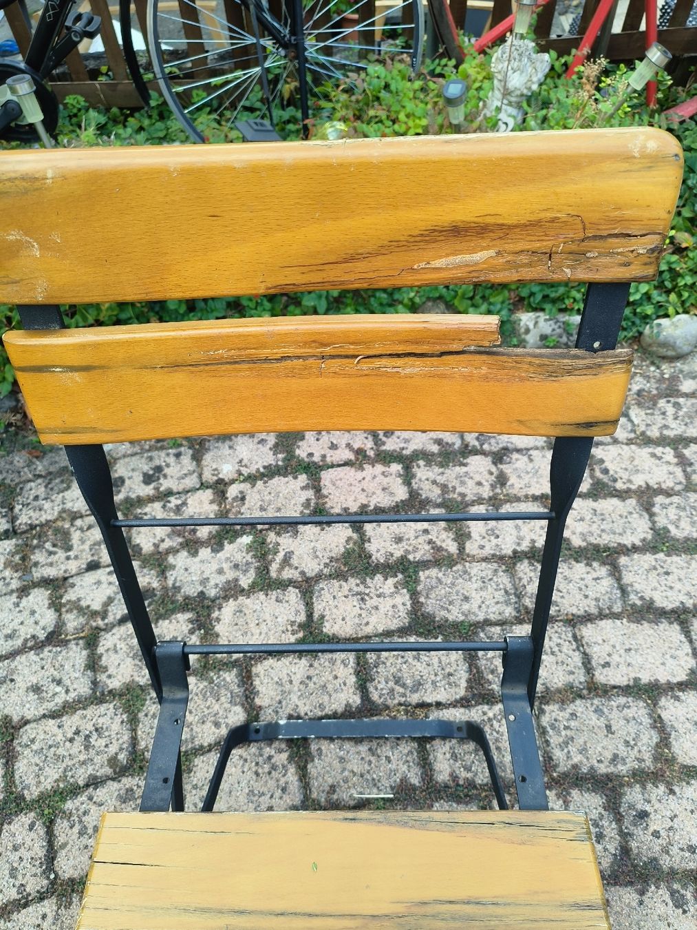 Sedie: Klappstuhl Holz Metall Defekt  – Difettoso da Obfelden venduto da Alf2005 1