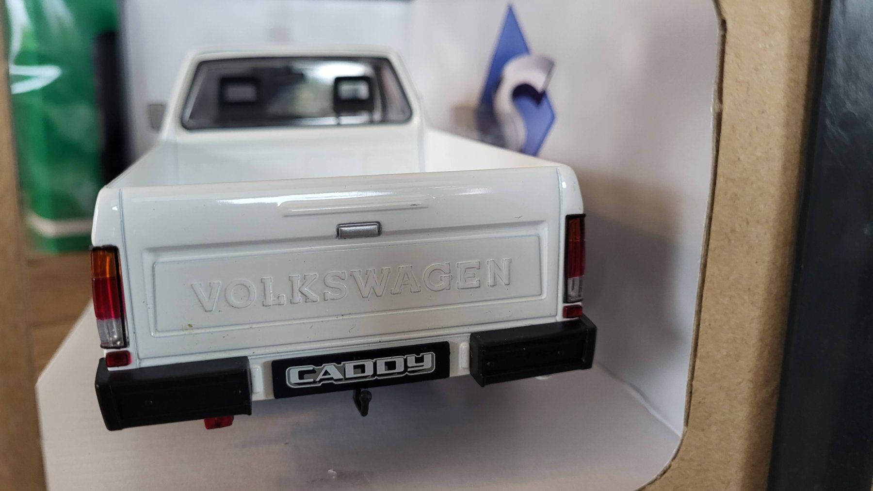 Solido Modellini d'auto: Volkswagen Caddy 1:18 Solido – Usato da Rothrist venduto da Juana5 2