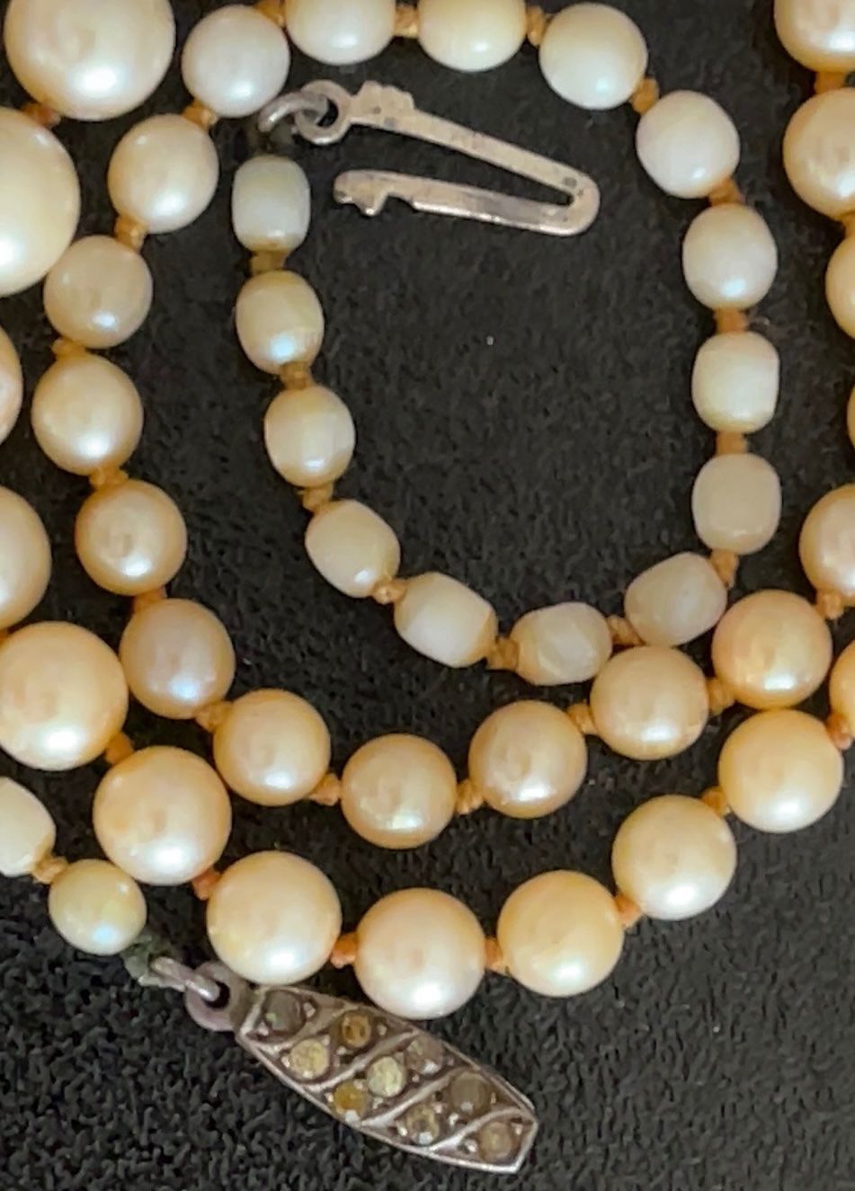 Ketten: Collier de perles et fermoir en argent – Gebraucht aus Pully von piben 1