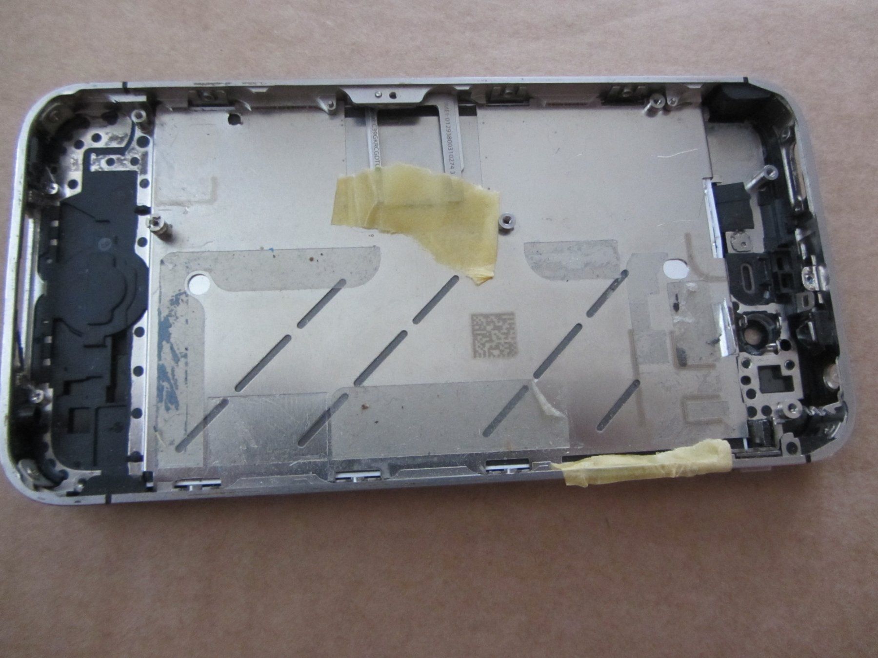 Monitore: I Phone 4S Display mit Ramen – Defekt aus Malters von moc_z8d9 1
