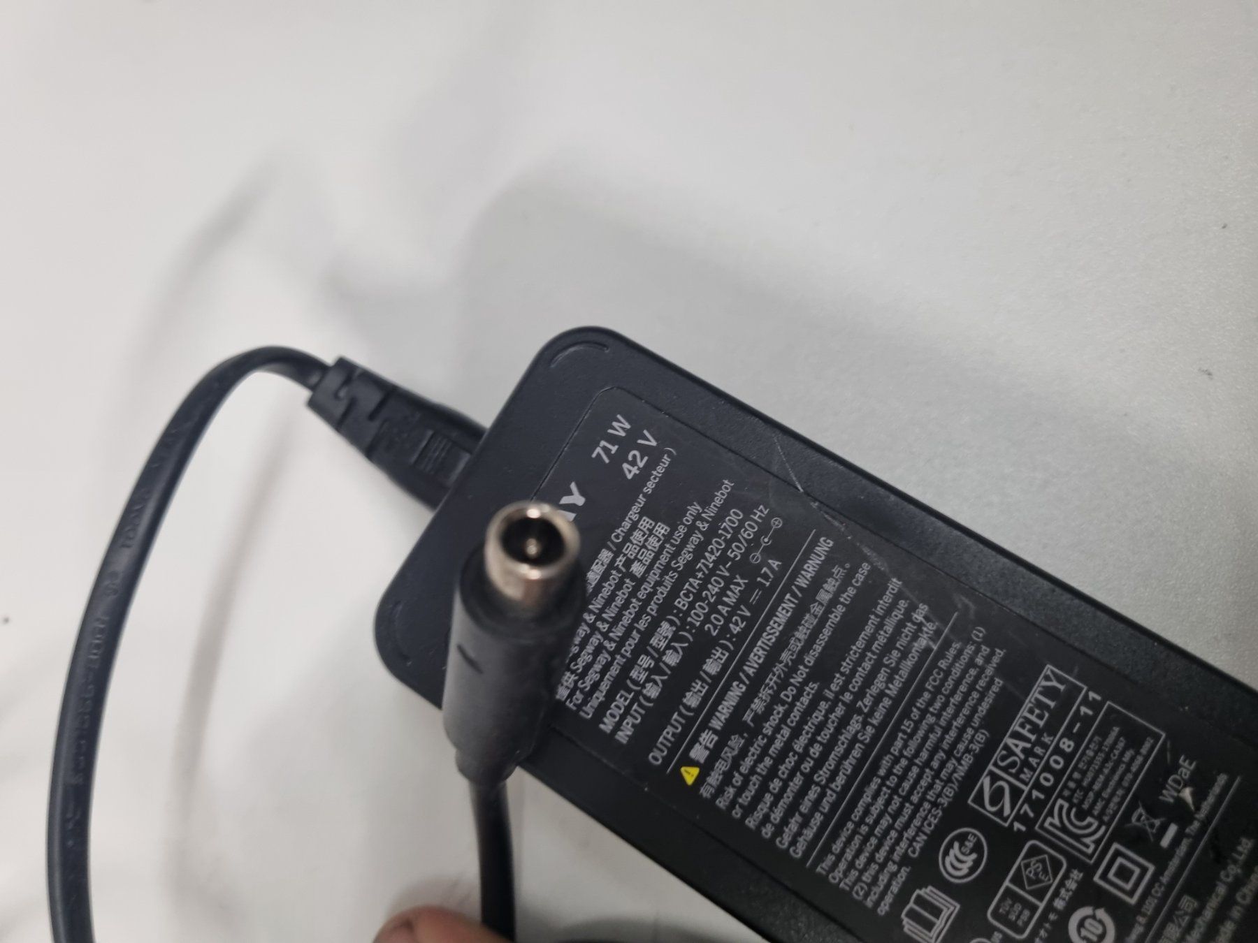 Segway Ladegeräte: Chargeur trottinette Segway – Gebraucht aus Avully von jfc76 2