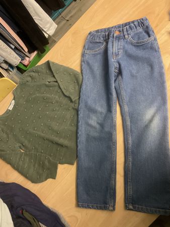 H&M Set: Jeans und Pullover, Gr.  122, Top Zustand!