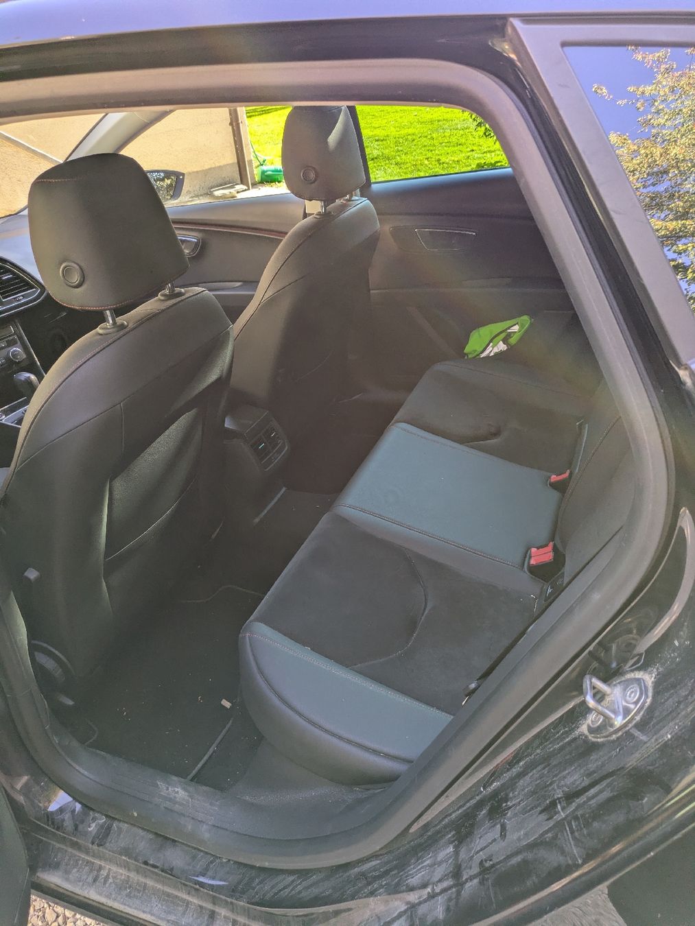 Seat Autos: SEAT Leon  – D'occasion à Jouxtens-Mézery par Maxime11 5