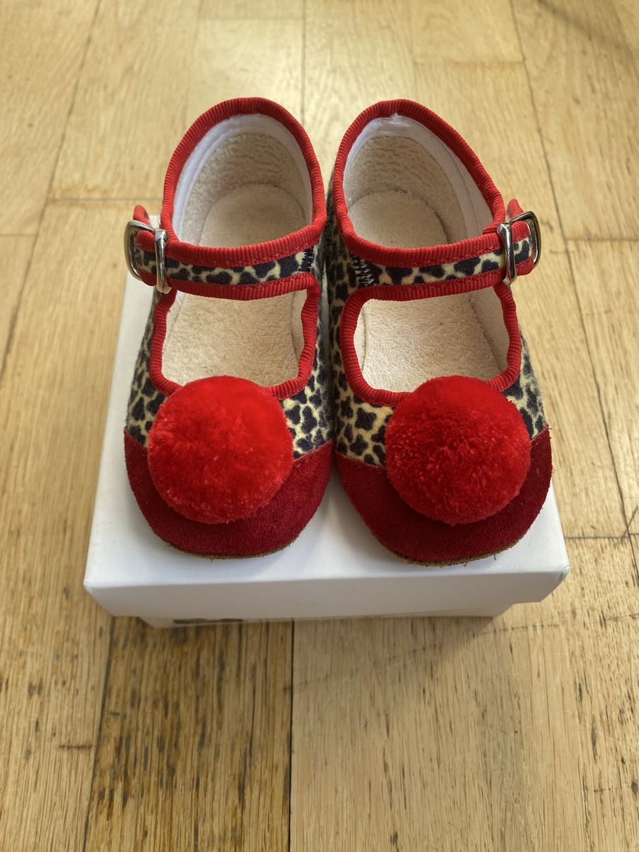 Tiger Swiss Scarpe per ragazzi: Original Tigerfinken, Gr 19, Classic Red – Usato da Zürich venduto da surfflake