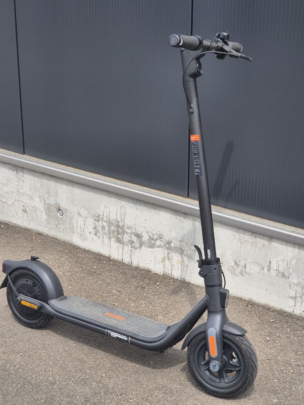 Segway Kickboard: Ninebot F2DN E-Scooter – Usato da Zuchwil venduto da Eheim_Mechanics