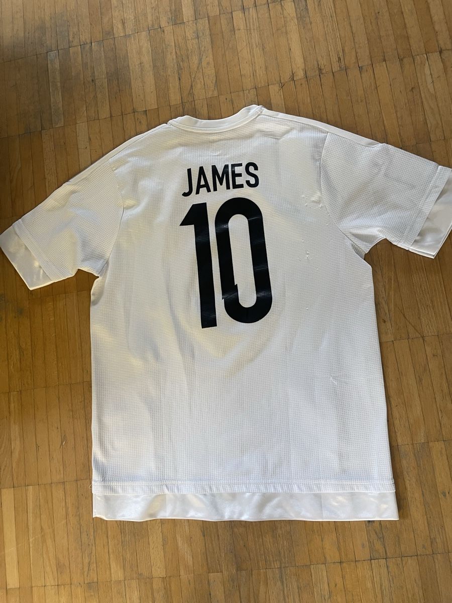 Real Madrid Canottiere & Pantaloni: Real Madrid Adidas Climacool – Usato da Stäfa venduto da Phphch 4
