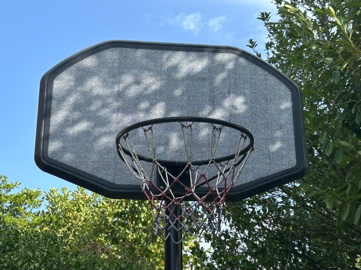 Canestri da basket: Basketballkorb mit höhenverstellbarem Ständer – Usato da Belp venduto da Interessent2 3