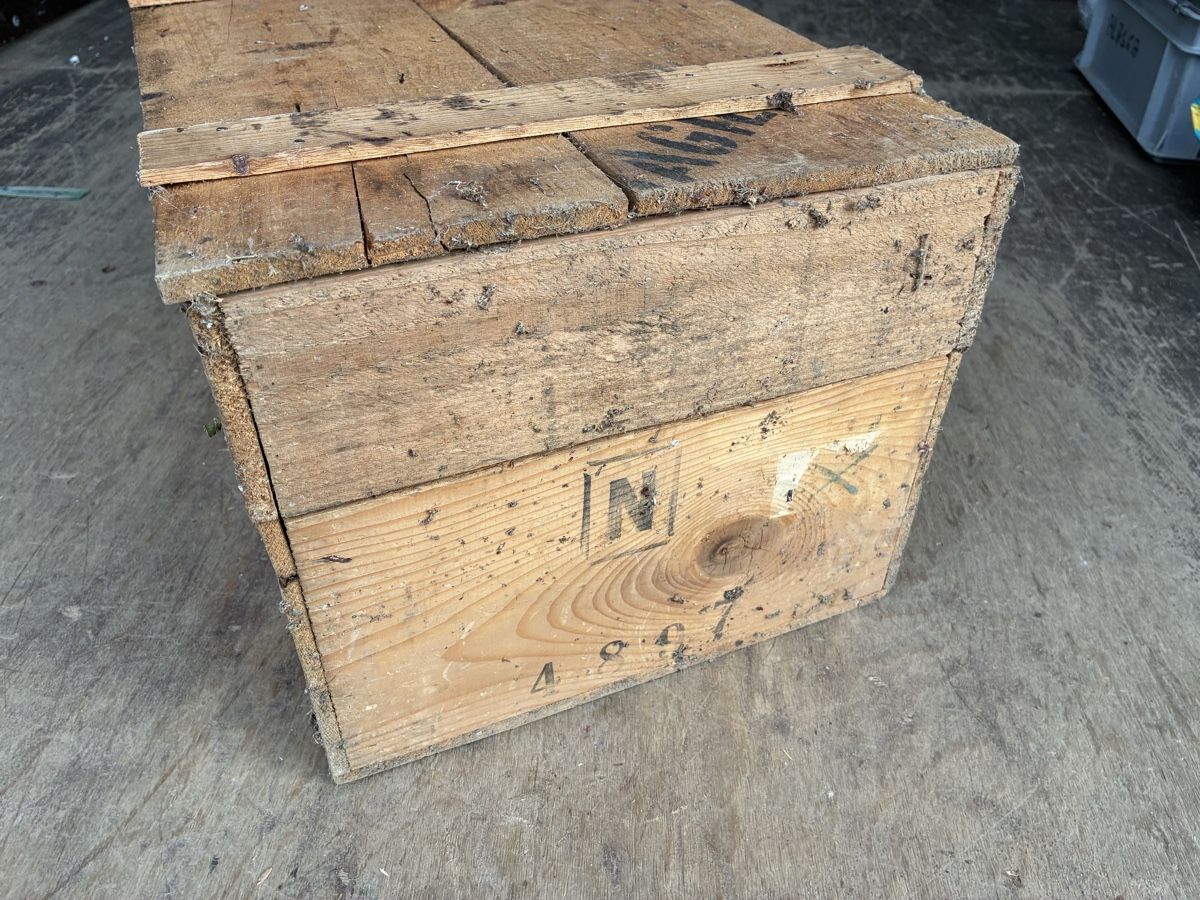 Caisses de transport: Ancienne caisse en bois – D'occasion à Les Bayards par Mutz51 3