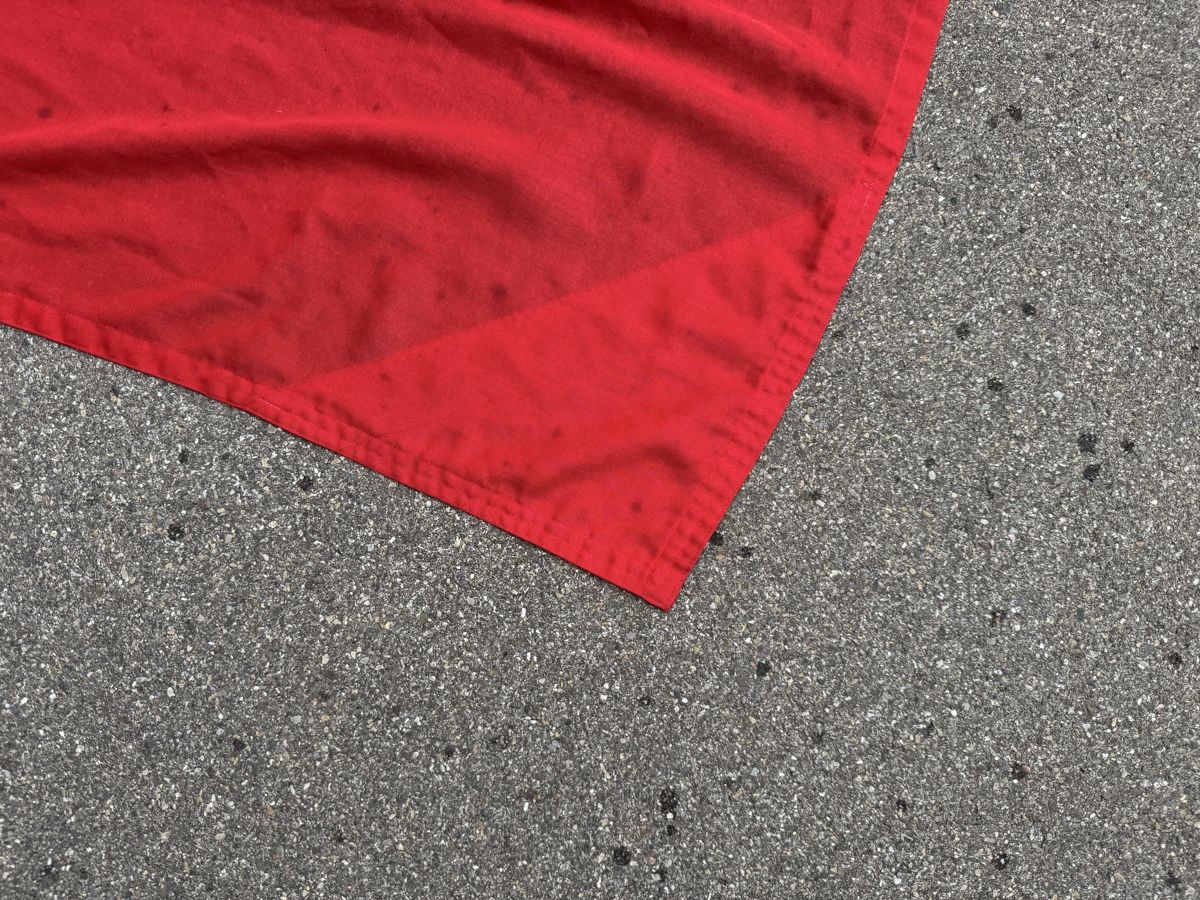 Bandiere: Schweizer Fahne ca.3x3 Meter – Usato da wallisellen venduto da Simbadog 3