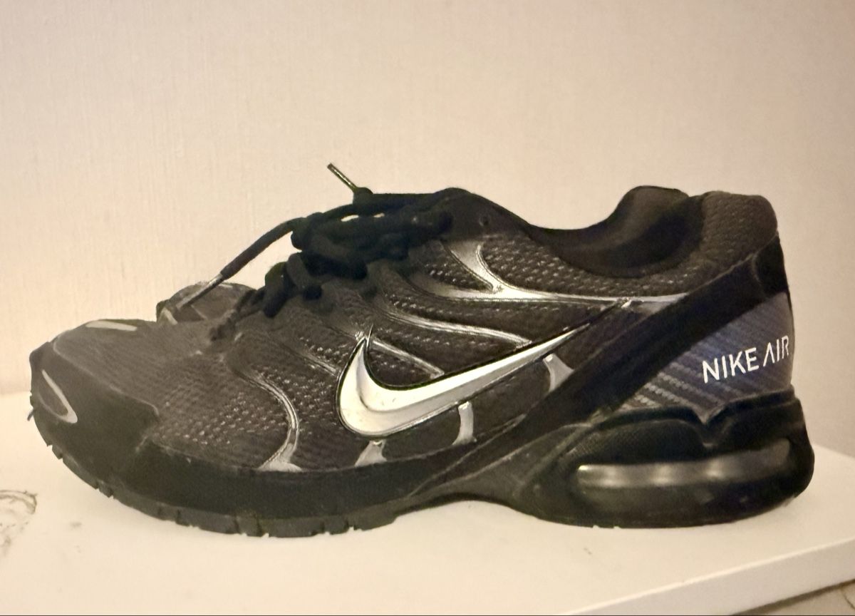 Nike Chaussures hommes: Nike Air Max, taille 43 – D'occasion à Lausanne par fynou