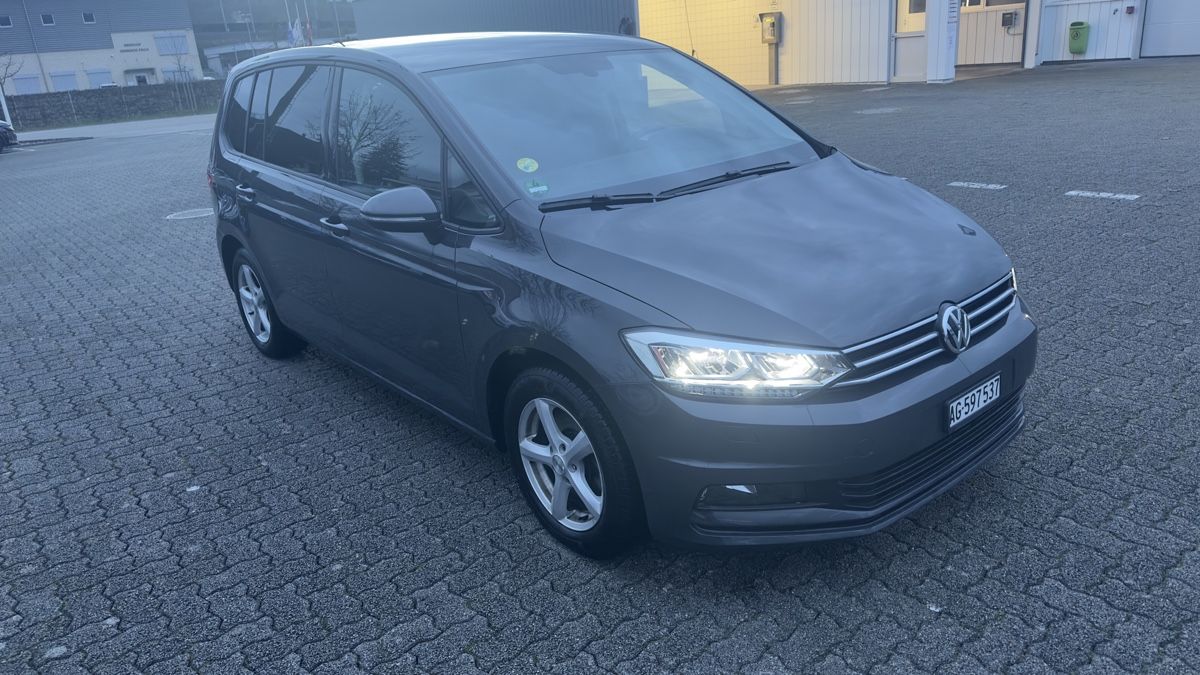 VW Automobili: VW Touran 1.6 TDI Bluemotion – Usato da Eiken venduto da ric_xkv8 1