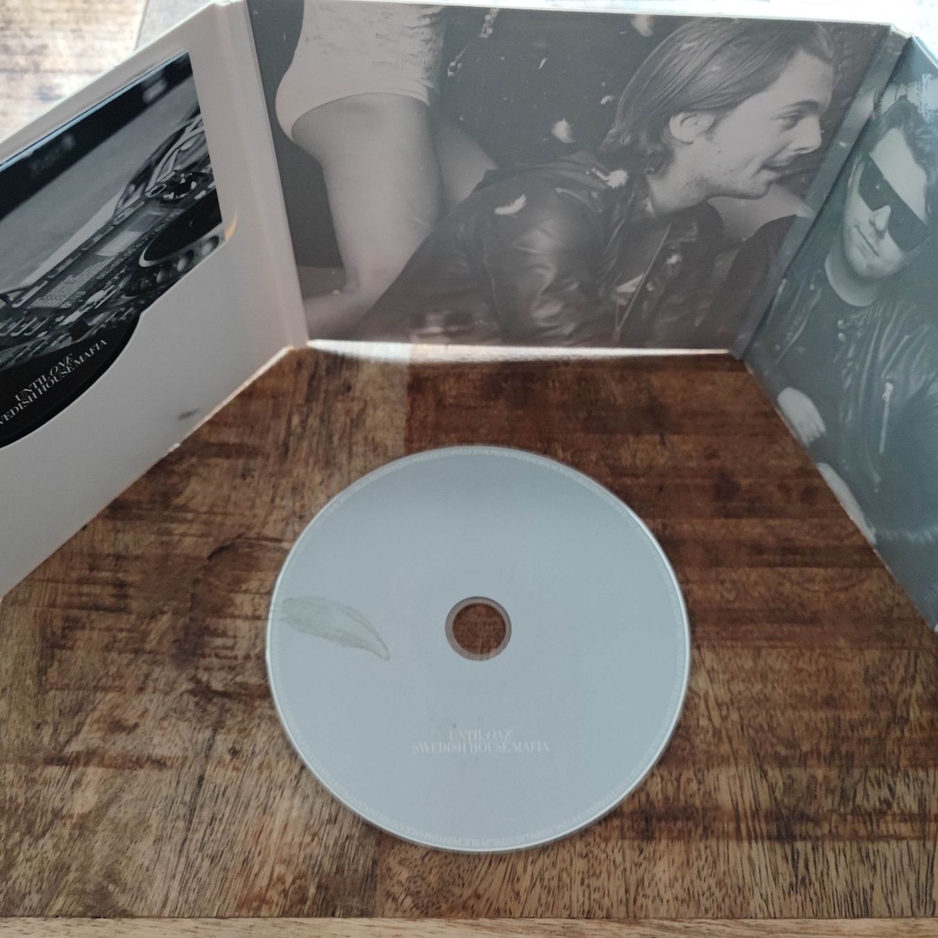 CD: Swedish House Mafia - Until One CD 👍 – Usato da Dübendorf venduto da kb86_MOVIE 2