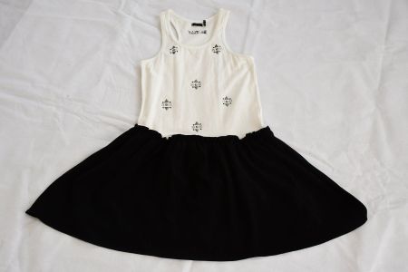 wie neu Kleid von IKKS gr. 152