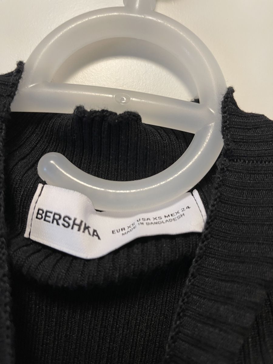 Bershka Kleider: Schwarzes Kleid von Bershka – Neu (gemäss Beschreibung) aus Uzwil von noe_9f9c 2