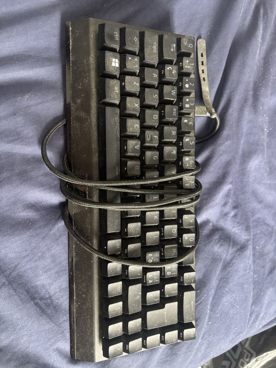 PCs: Gaming PC und Razor Keyboard – Gebraucht aus Binningen von flo_sct5 3