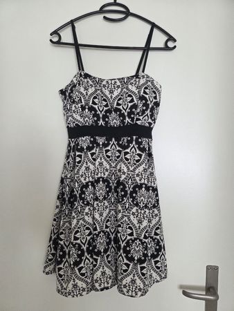 Cherry Moda Sommerkleid, Grösse S